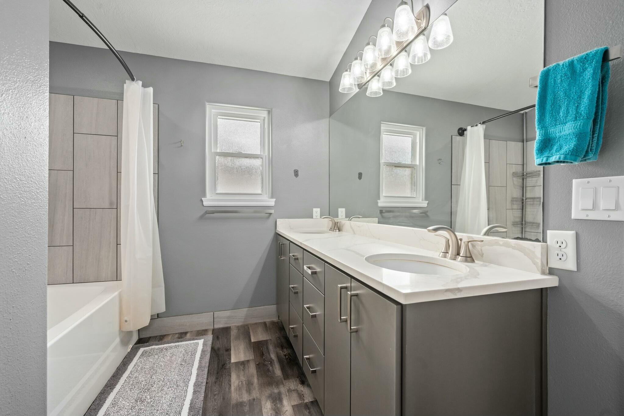 CRESTVIEW VILLAGE - Residential