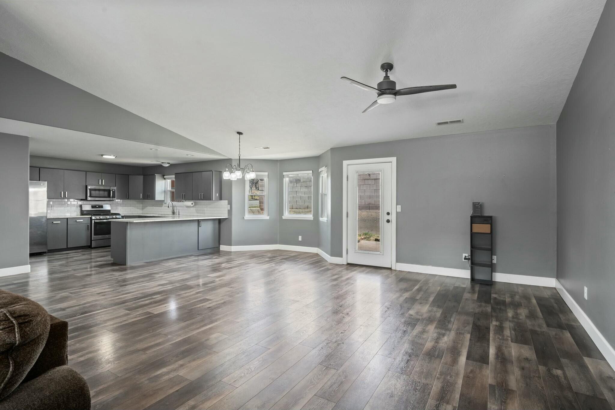 CRESTVIEW VILLAGE - Residential