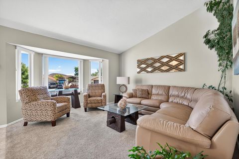 Tiny photo for 1045 E Hemlock CIR, Saint George, UT 84790 (MLS # 25-266144)