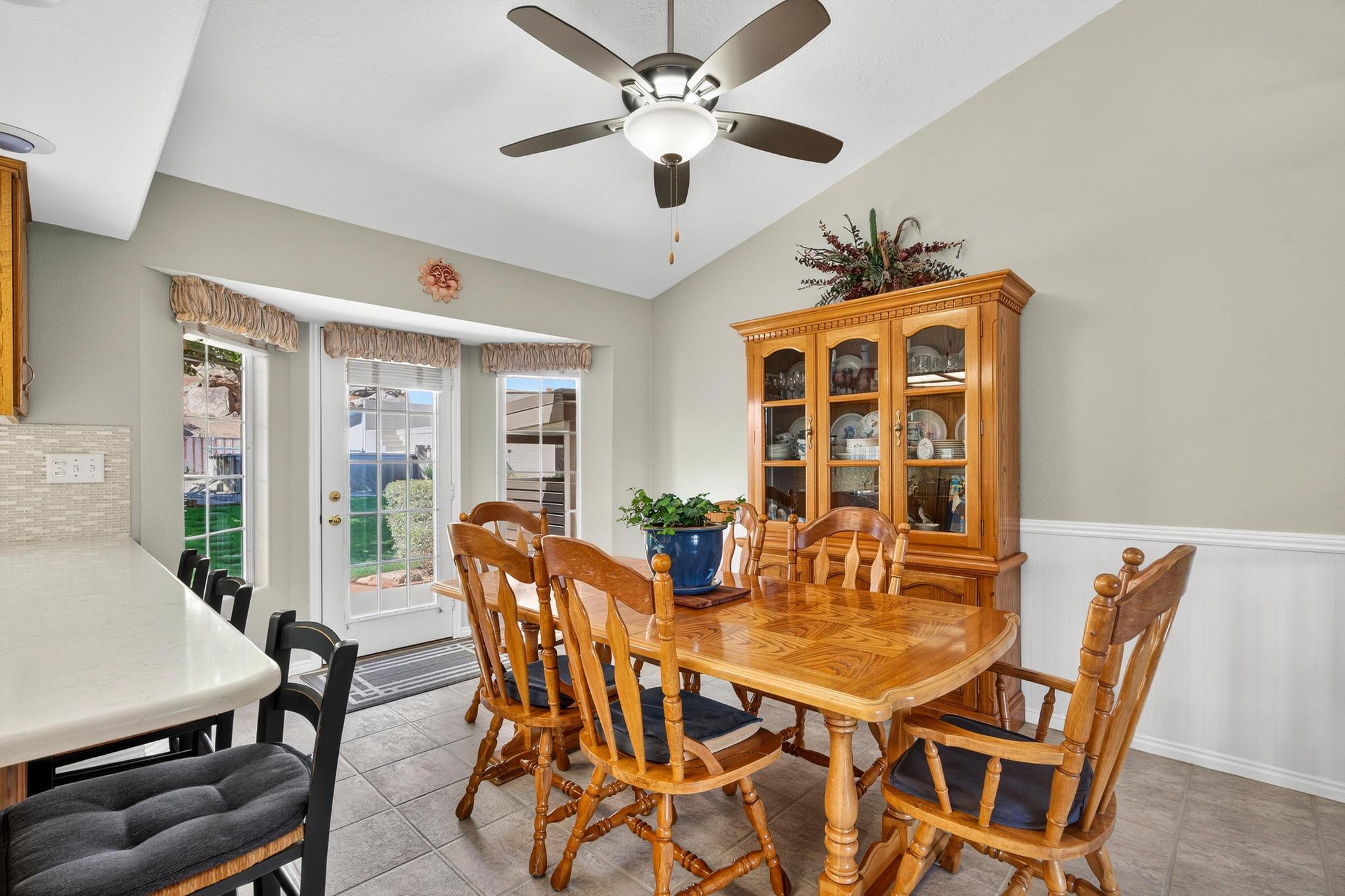 BLOOMINGTON HILLS - Residential