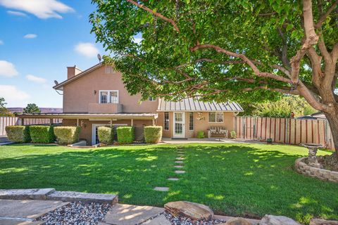 Tiny photo for 1045 E Hemlock CIR, Saint George, UT 84790 (MLS # 25-266144)