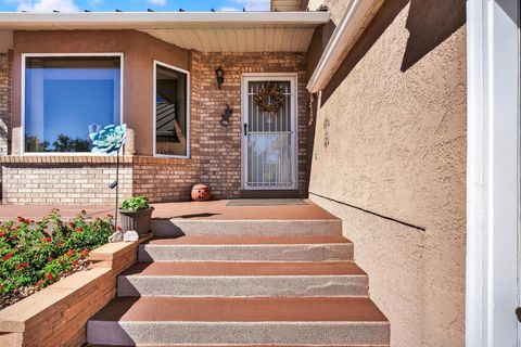 Tiny photo for 1045 E Hemlock CIR, Saint George, UT 84790 (MLS # 25-266144)