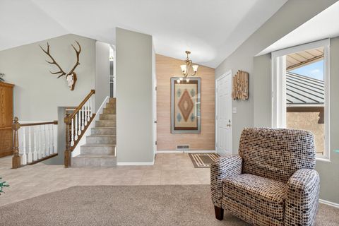 Tiny photo for 1045 E Hemlock CIR, Saint George, UT 84790 (MLS # 25-266144)