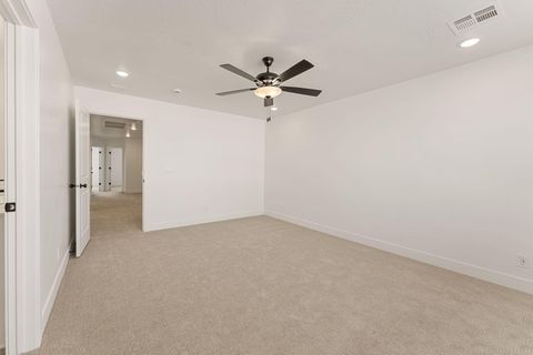 Tiny photo for 897 W Boxthorn DR, Saint George, UT 84790 (MLS # 26-271898)