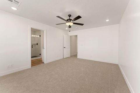 Tiny photo for 897 W Boxthorn DR, Saint George, UT 84790 (MLS # 26-271898)