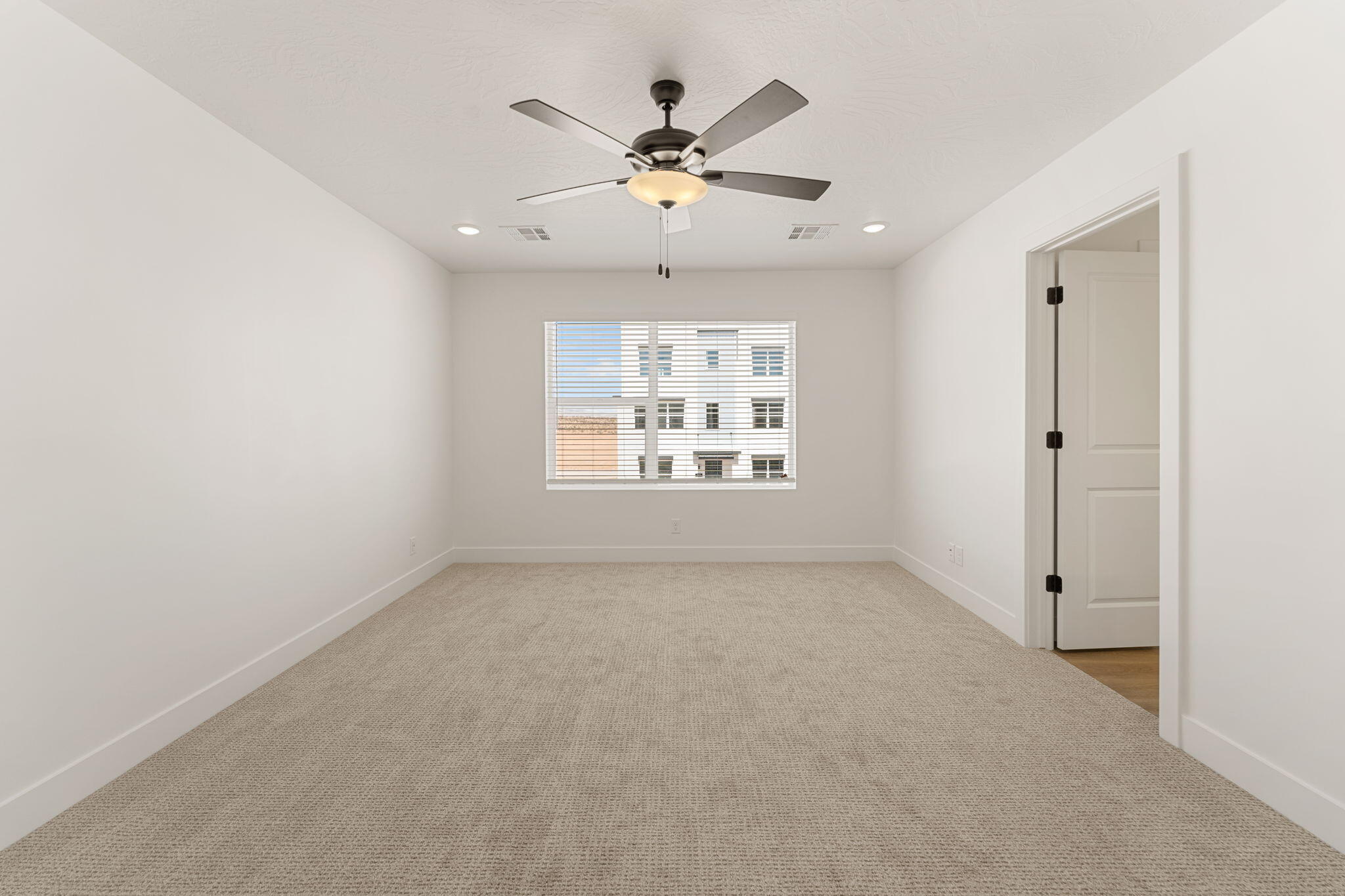 DESERT COLOR SAGE HAVEN - Residential