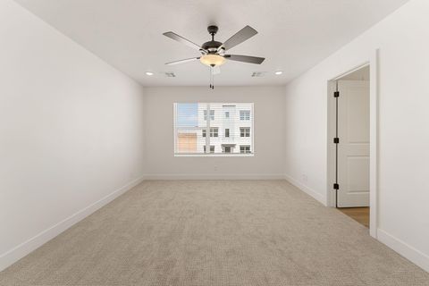 Tiny photo for 897 W Boxthorn DR, Saint George, UT 84790 (MLS # 26-271898)