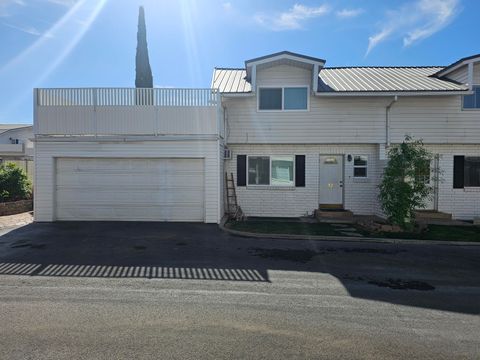 Photo of 781 Valley View DR 32 #32, Washington, UT 84780 (MLS # 26-271837)
