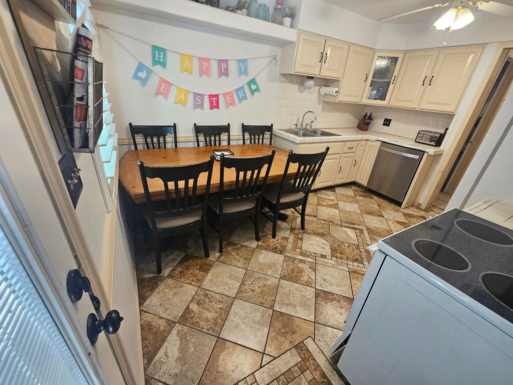 Photo of 781 Valley View DR 32 #32, Washington, UT 84780 (MLS # 26-271837)