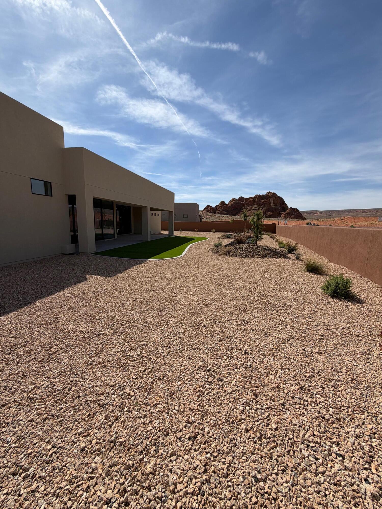 ESTATES AT SAND HOLLOW - Residential