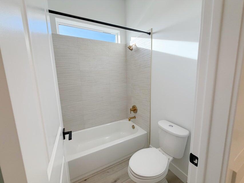 ESTATES AT SAND HOLLOW - Residential