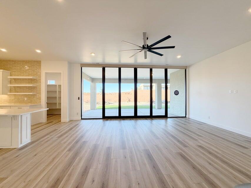 ESTATES AT SAND HOLLOW - Residential