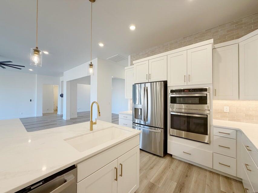 ESTATES AT SAND HOLLOW - Residential