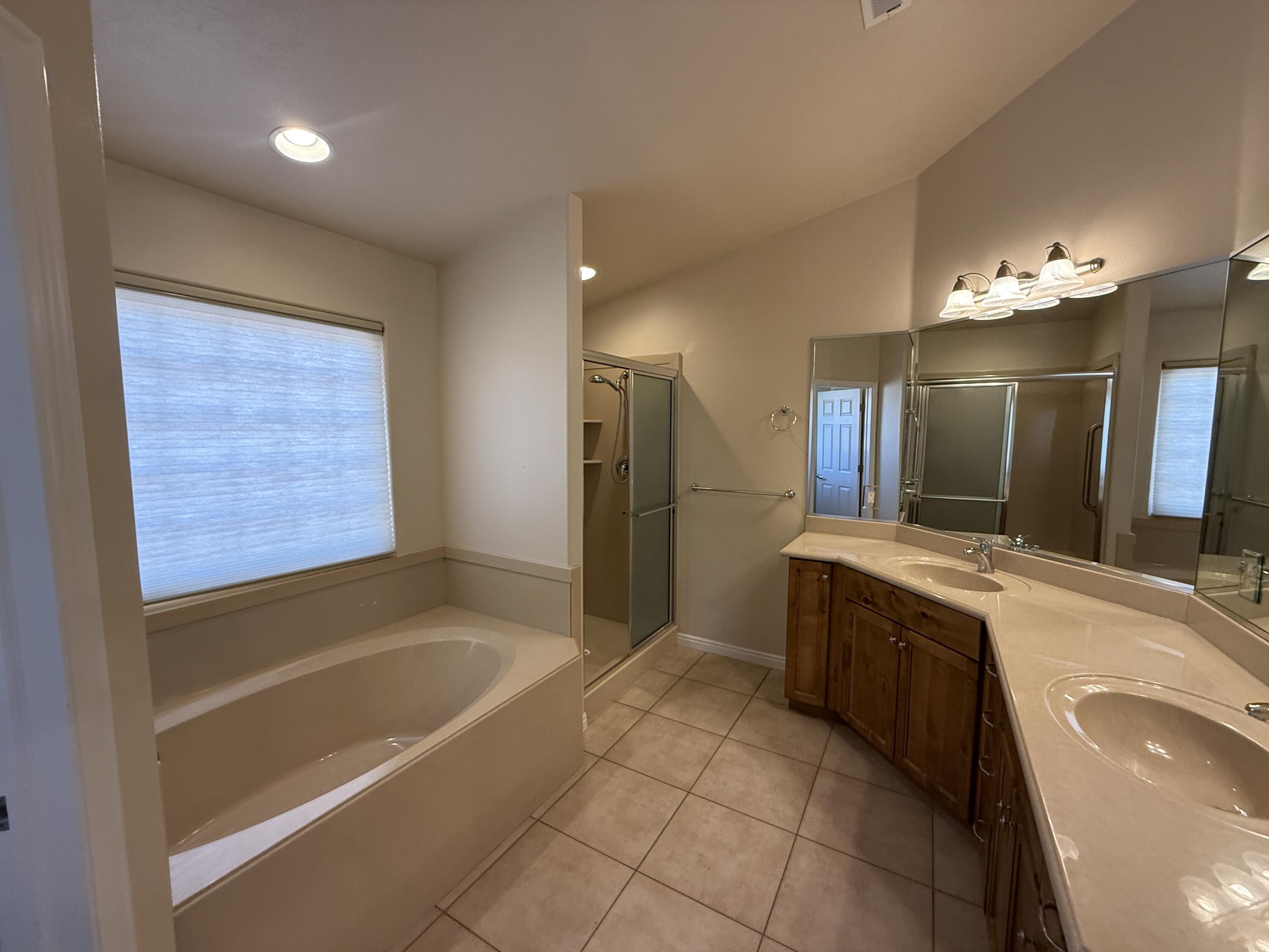 ANTHEM ESTATES - Residential