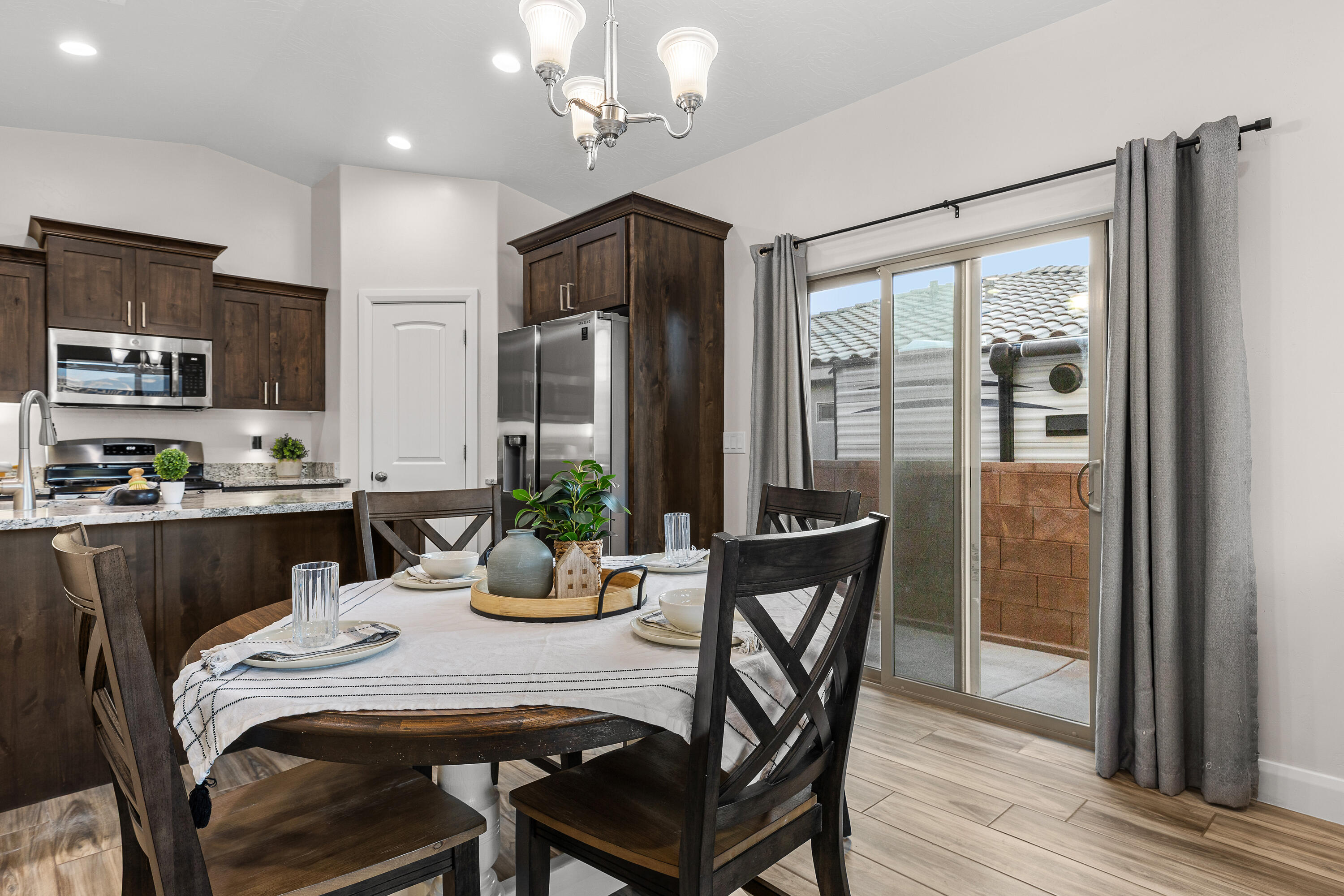 ZIONS GATE ESTATES - Residential