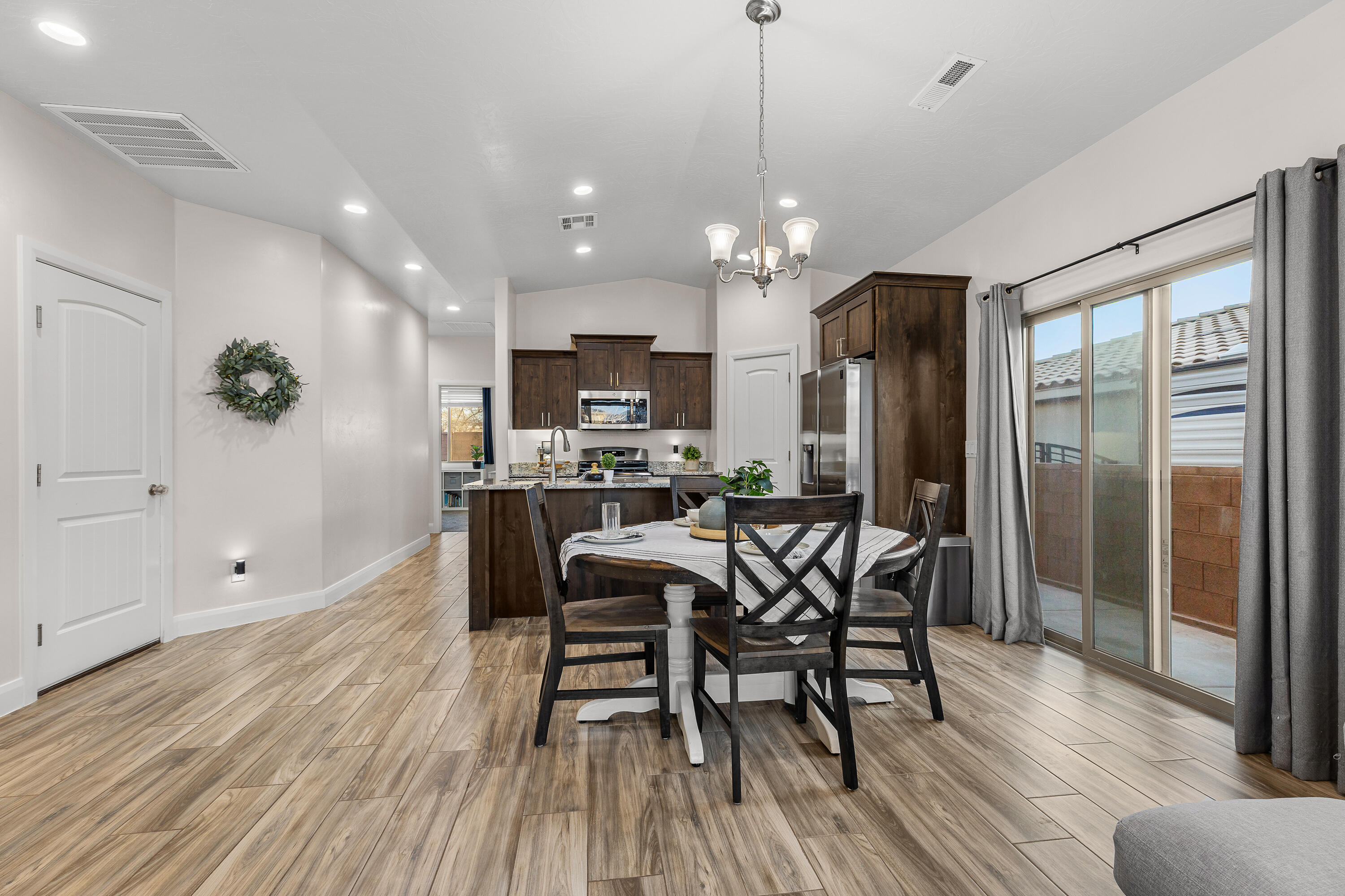 ZIONS GATE ESTATES - Residential