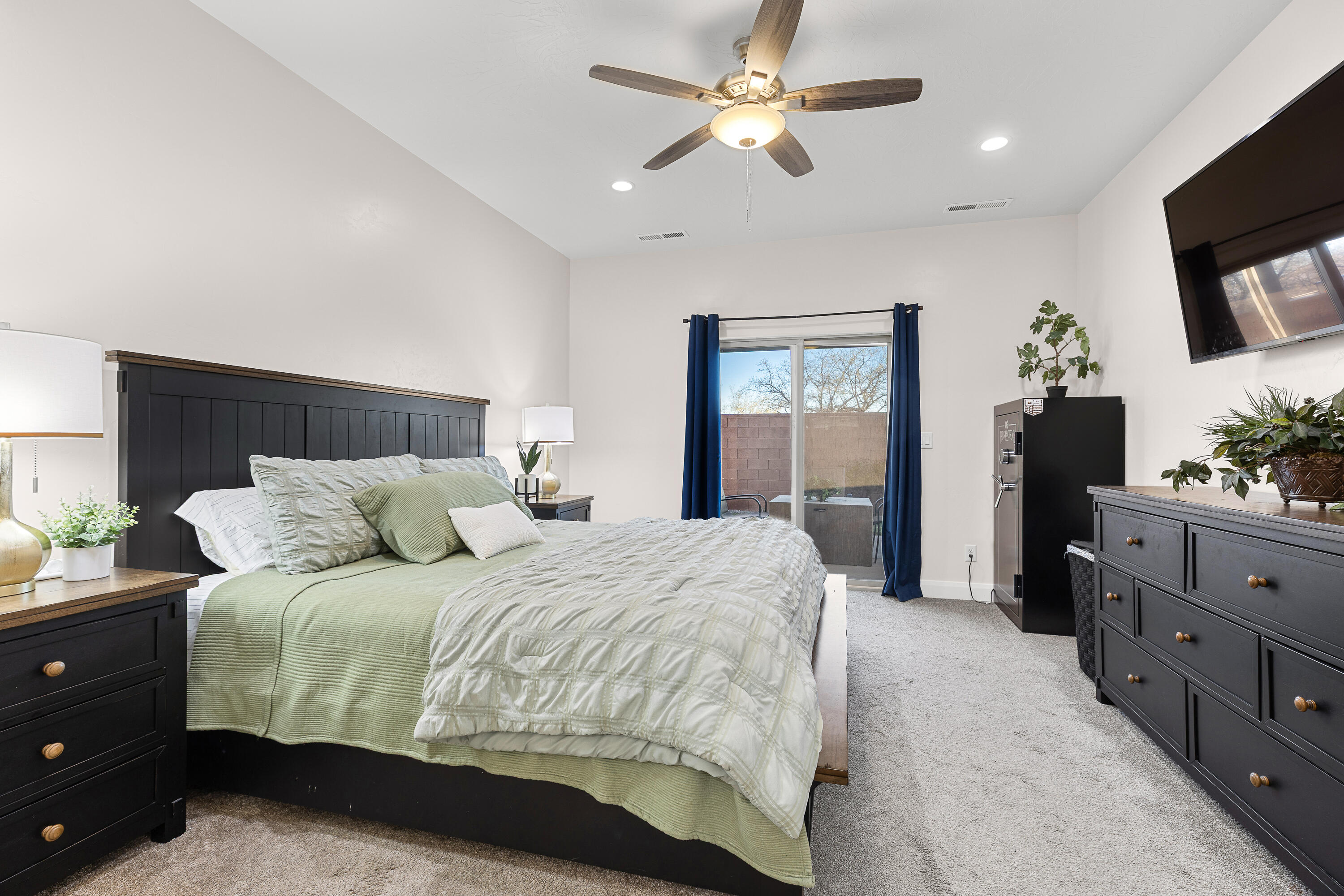 ZIONS GATE ESTATES - Residential