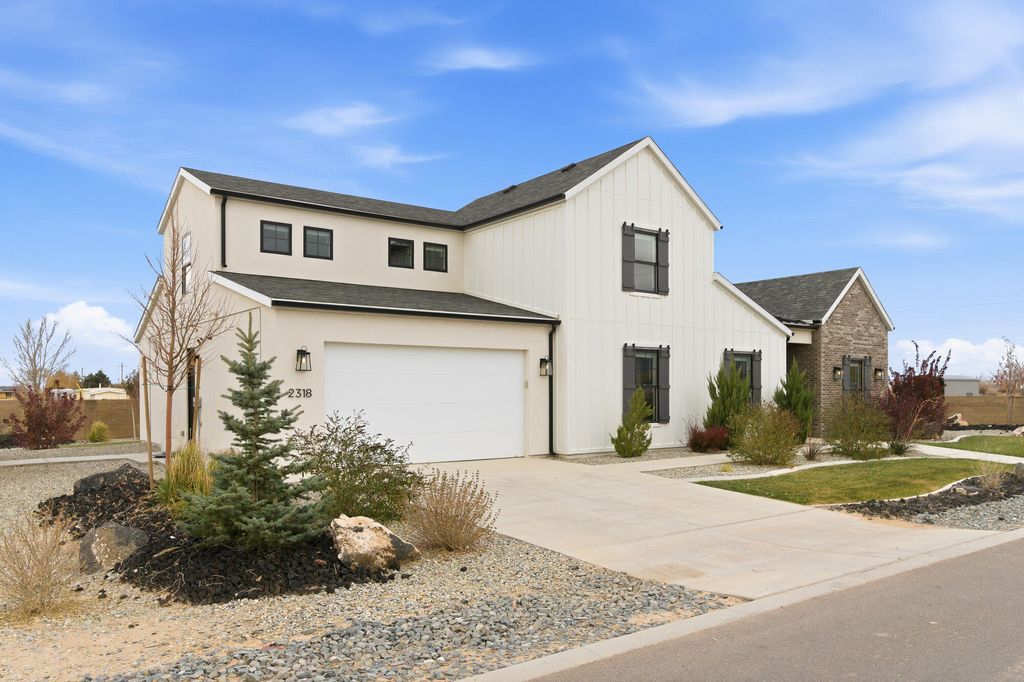 Photo of 2318 W 5190 N, Cedar City, UT 84721 (MLS # 25-266796)