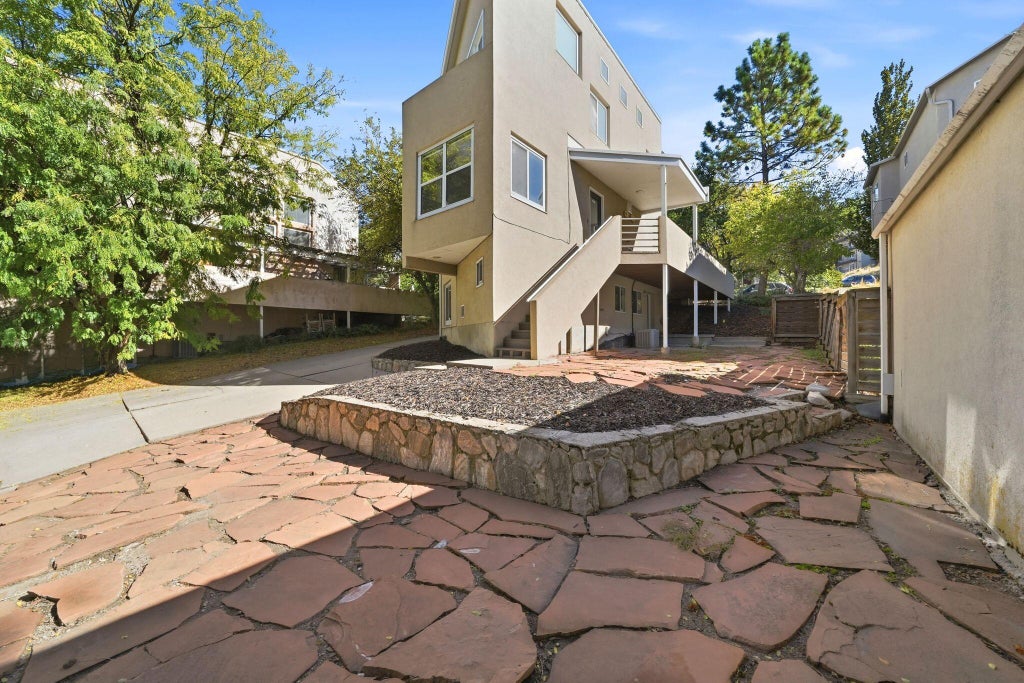 Photo of 583 W Capitol ST, Salt Lake City, UT 84103 (MLS # 26-277238)