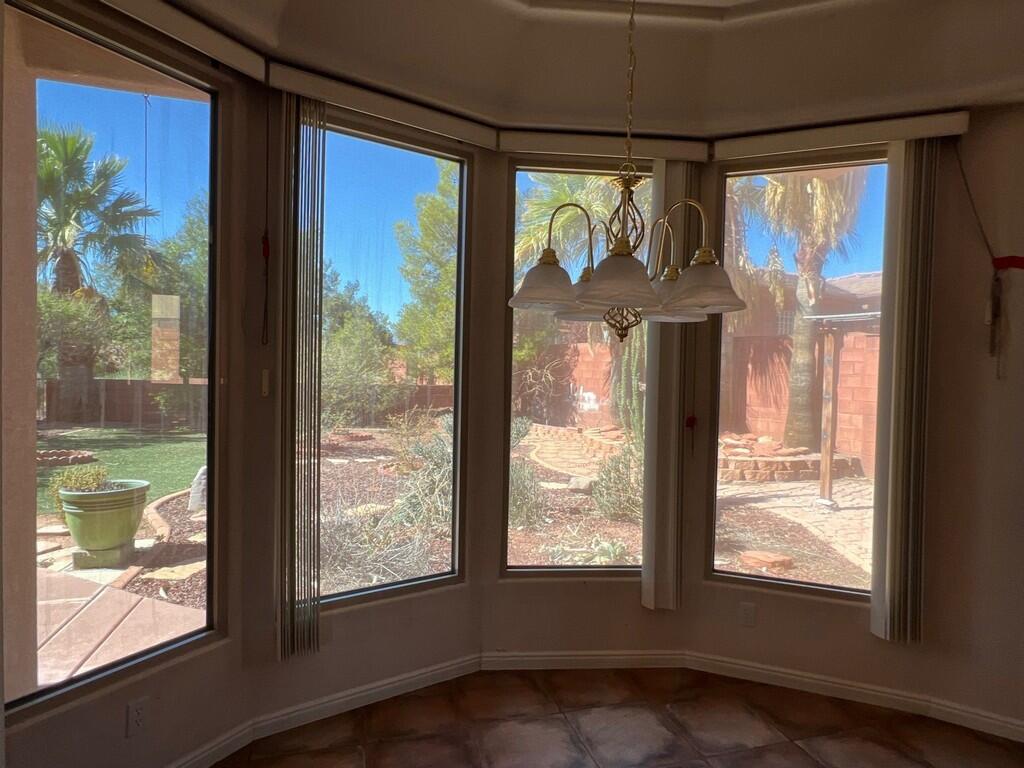 PARADISE CANYON - Residential