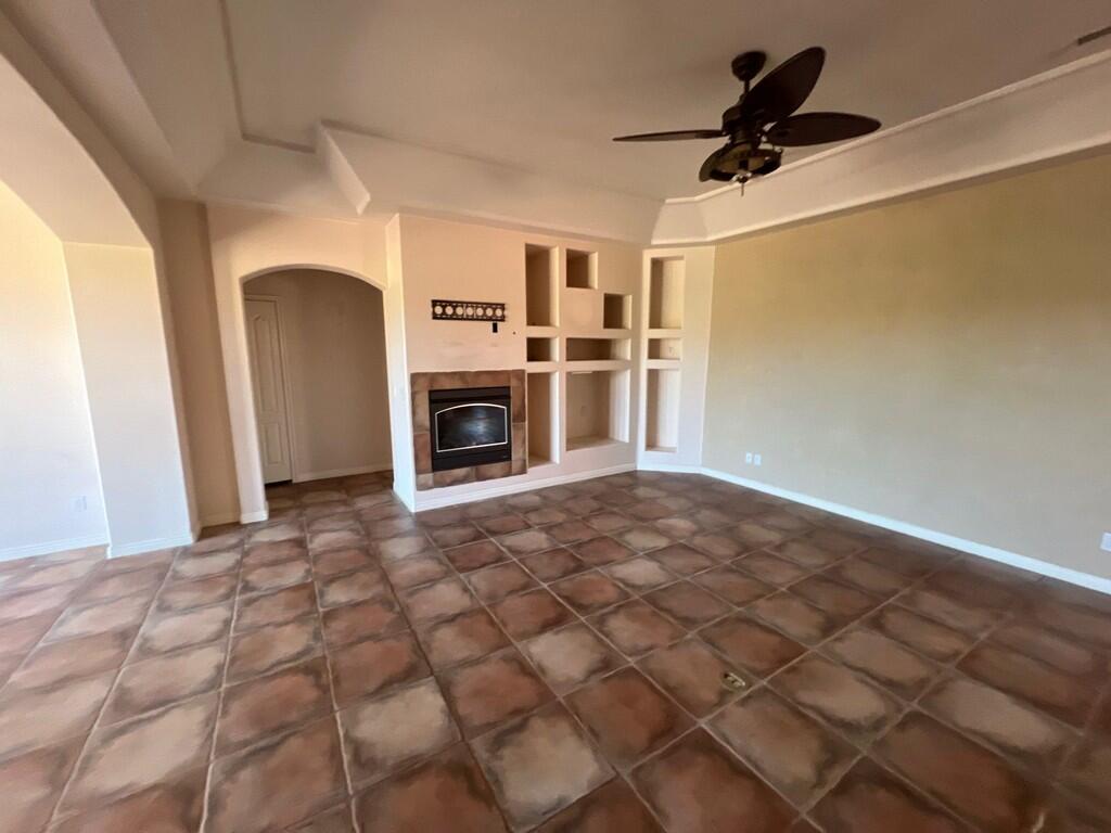 PARADISE CANYON - Residential