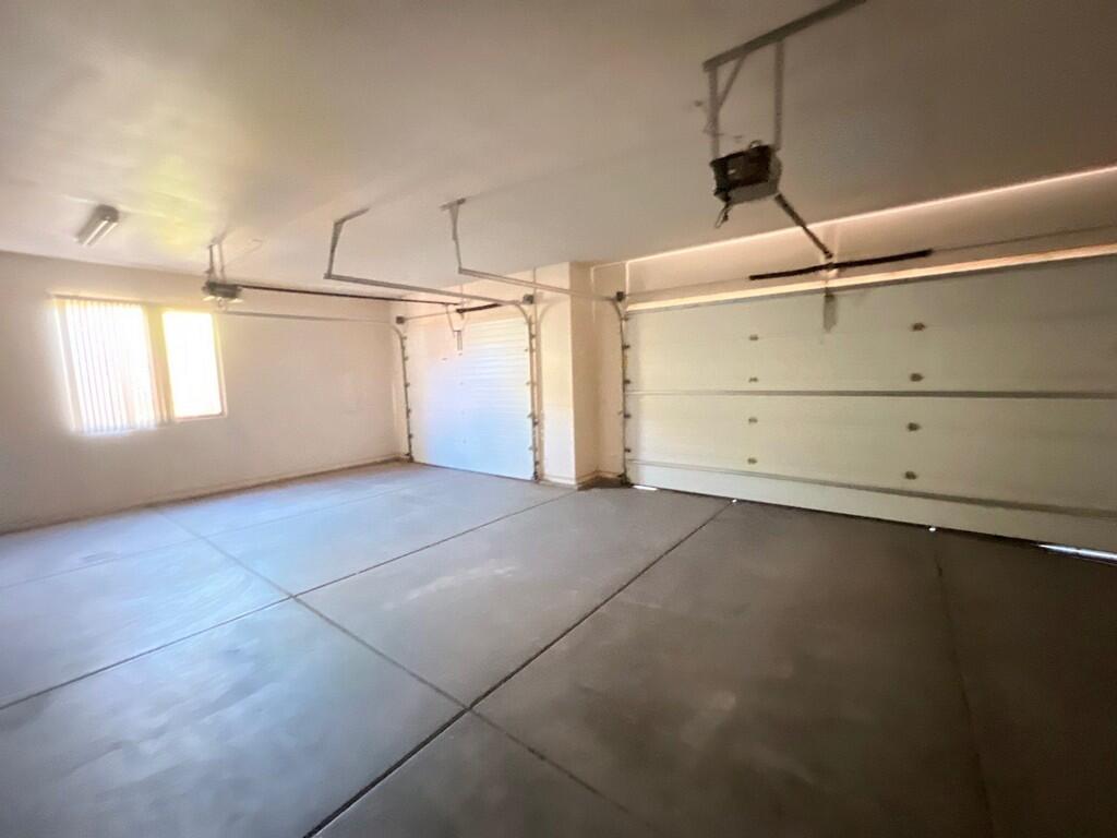 PARADISE CANYON - Residential