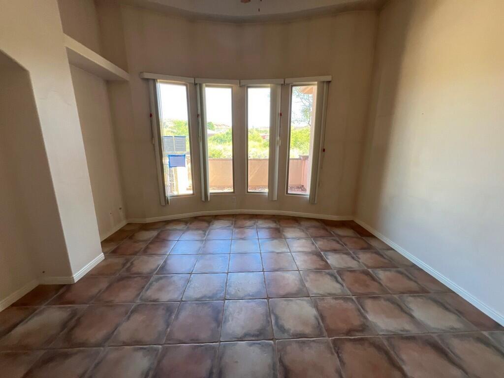 PARADISE CANYON - Residential