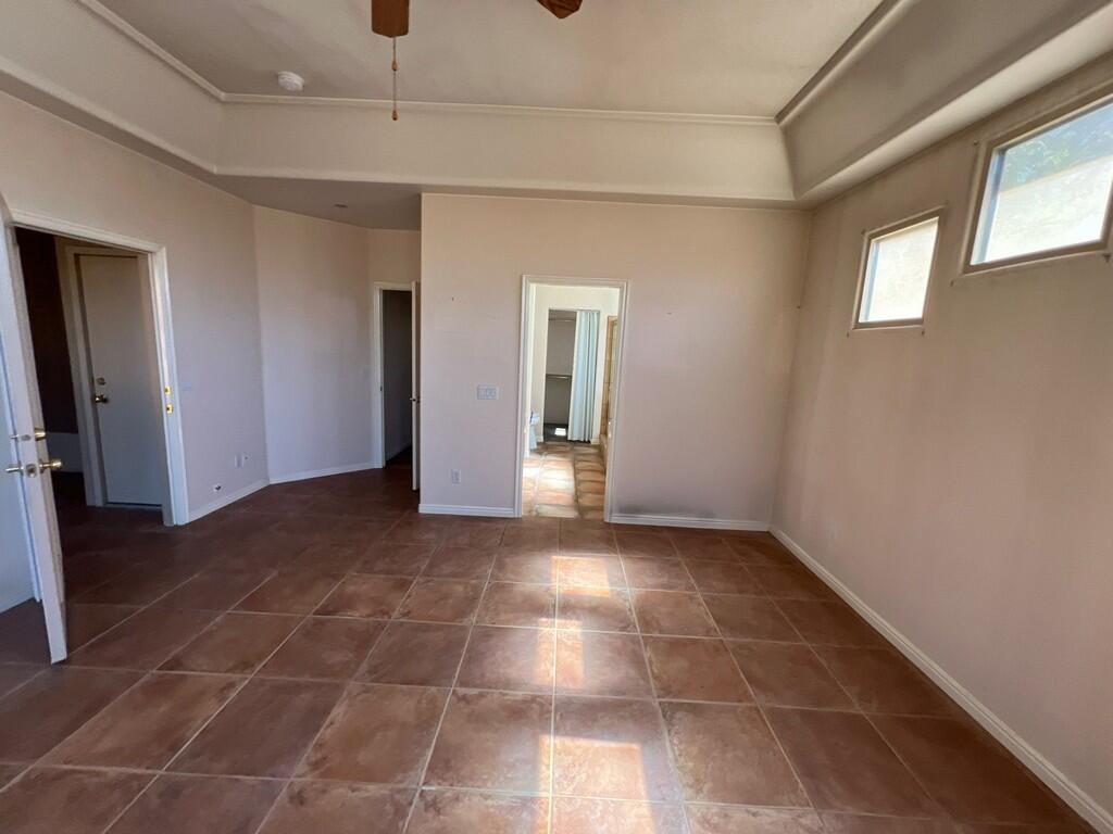 PARADISE CANYON - Residential