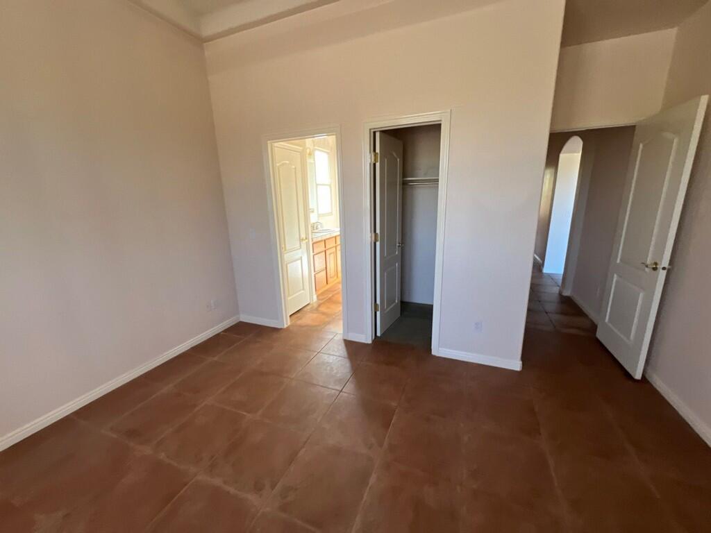 PARADISE CANYON - Residential