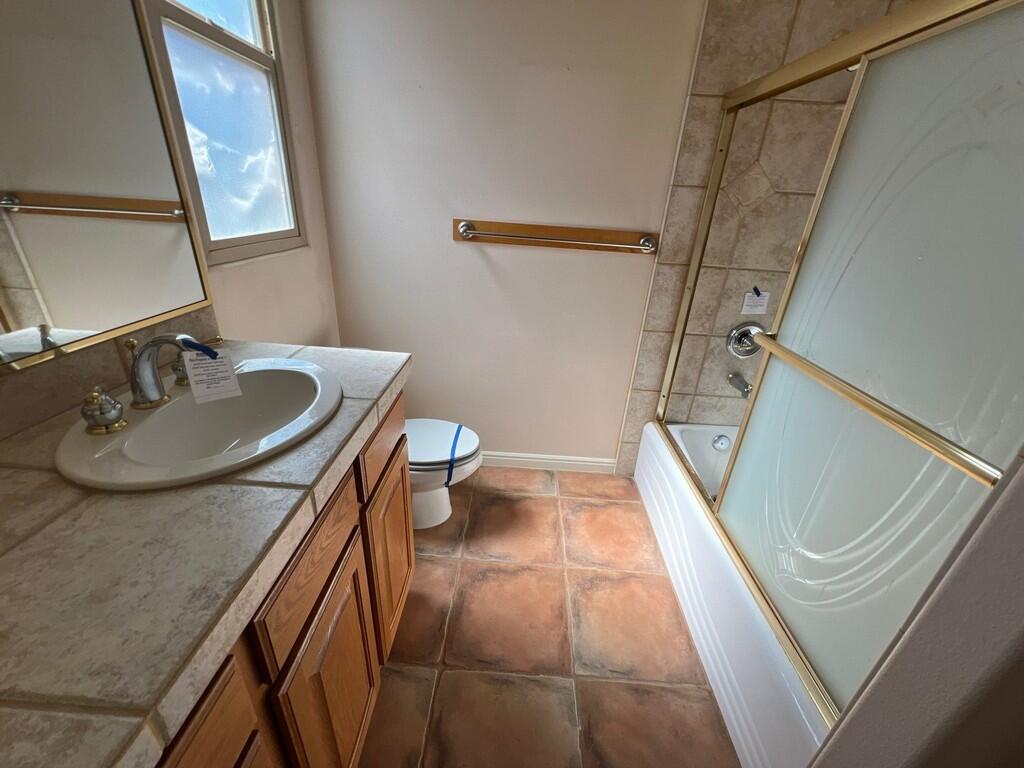 PARADISE CANYON - Residential