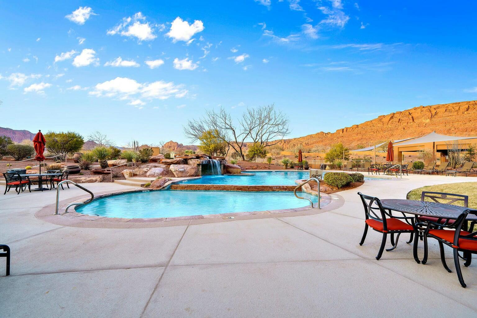 ENTRADA AT SNOW CANYON CHACO WEST - Residential