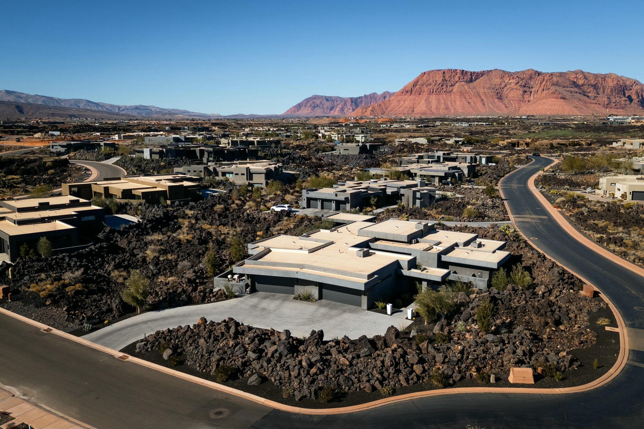 ENTRADA AT SNOW CANYON CHACO WEST - Residential