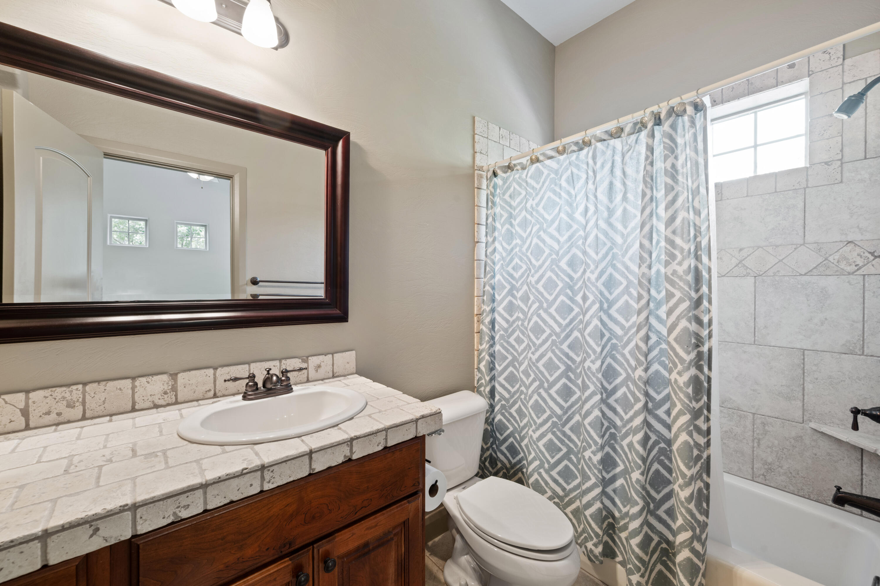 NORTHBRIDGE - Residential