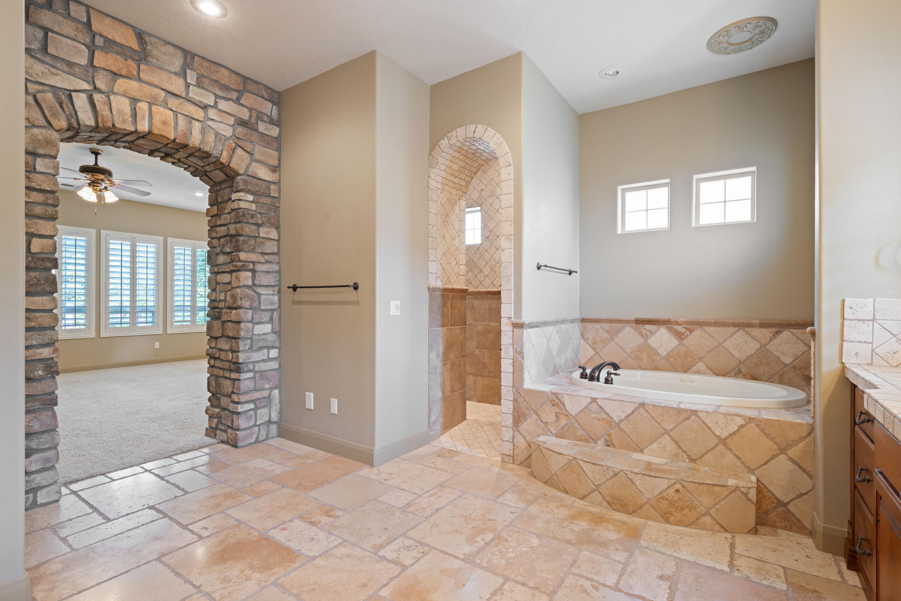 NORTHBRIDGE - Residential