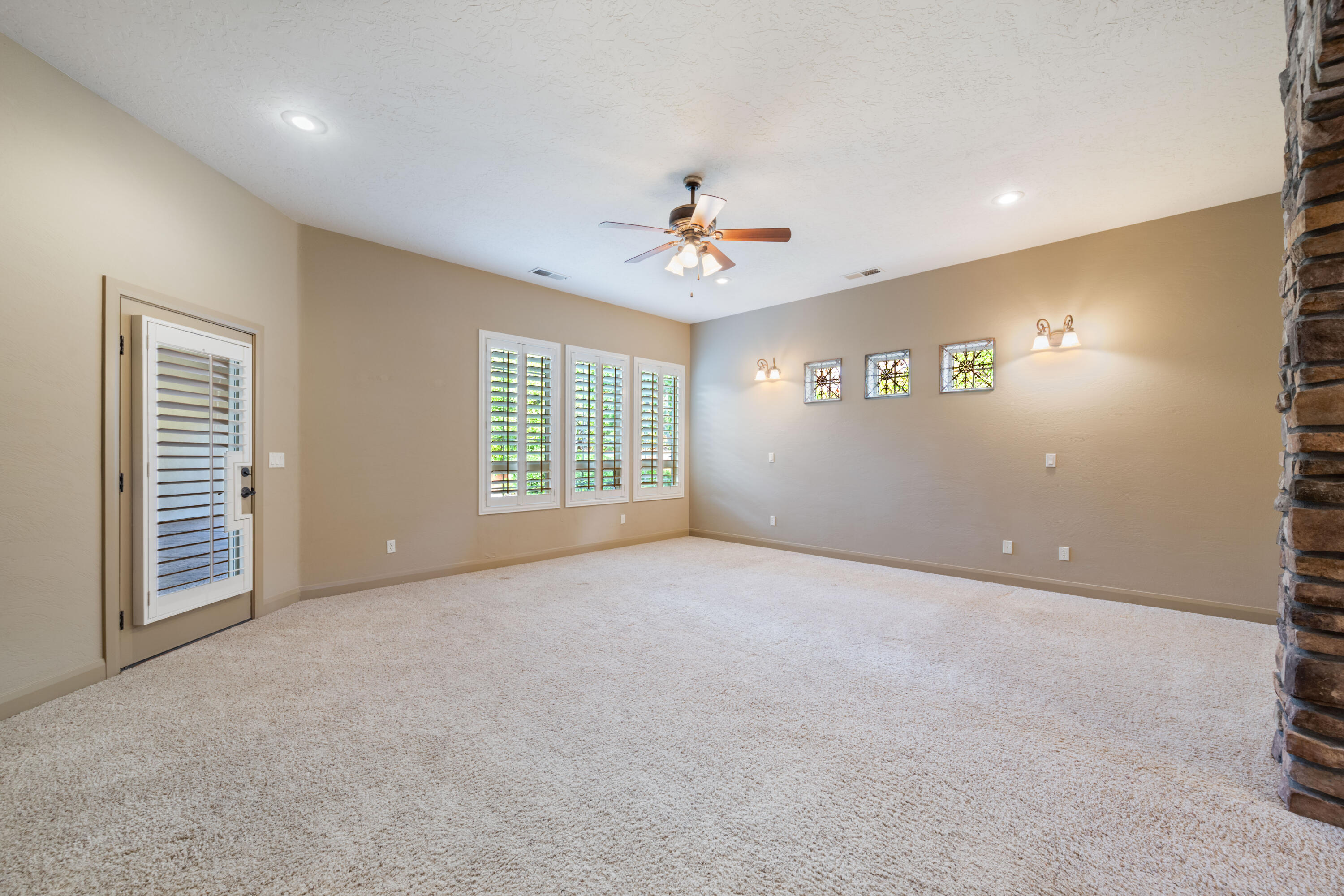 NORTHBRIDGE - Residential