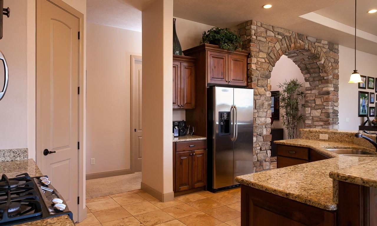 HEIGHTS AT WASHINGTON BENCH - Residential