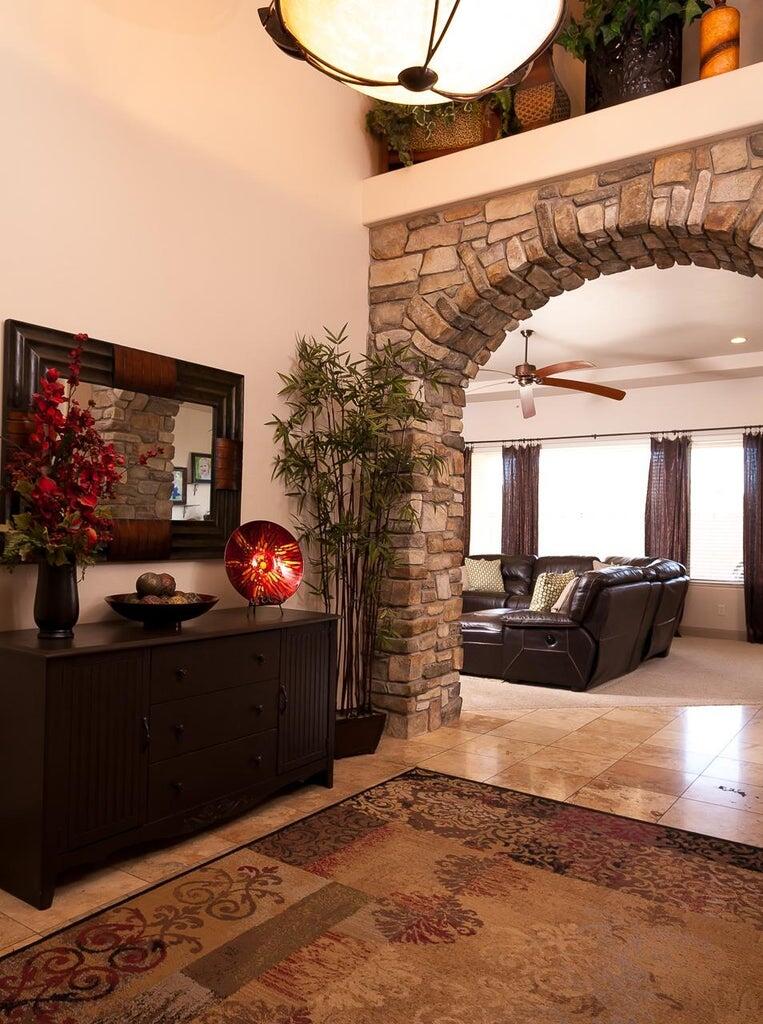 HEIGHTS AT WASHINGTON BENCH - Residential