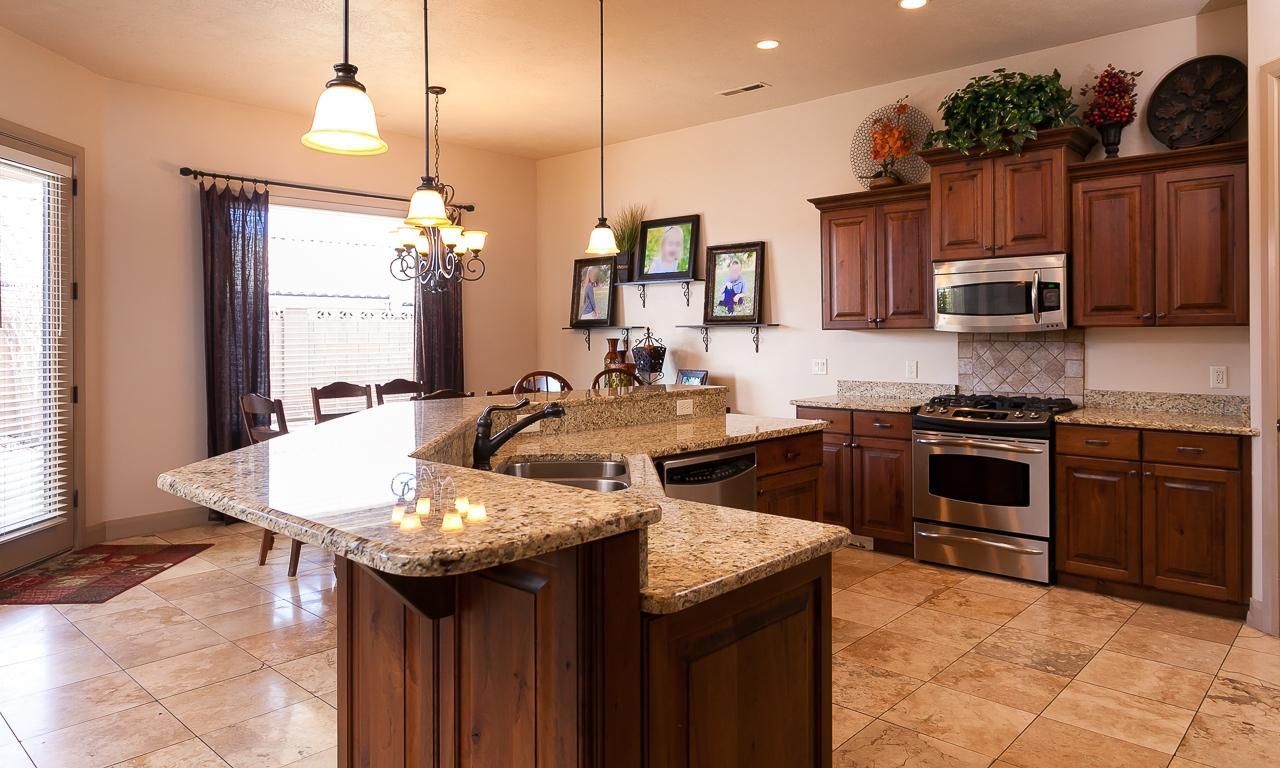 HEIGHTS AT WASHINGTON BENCH - Residential