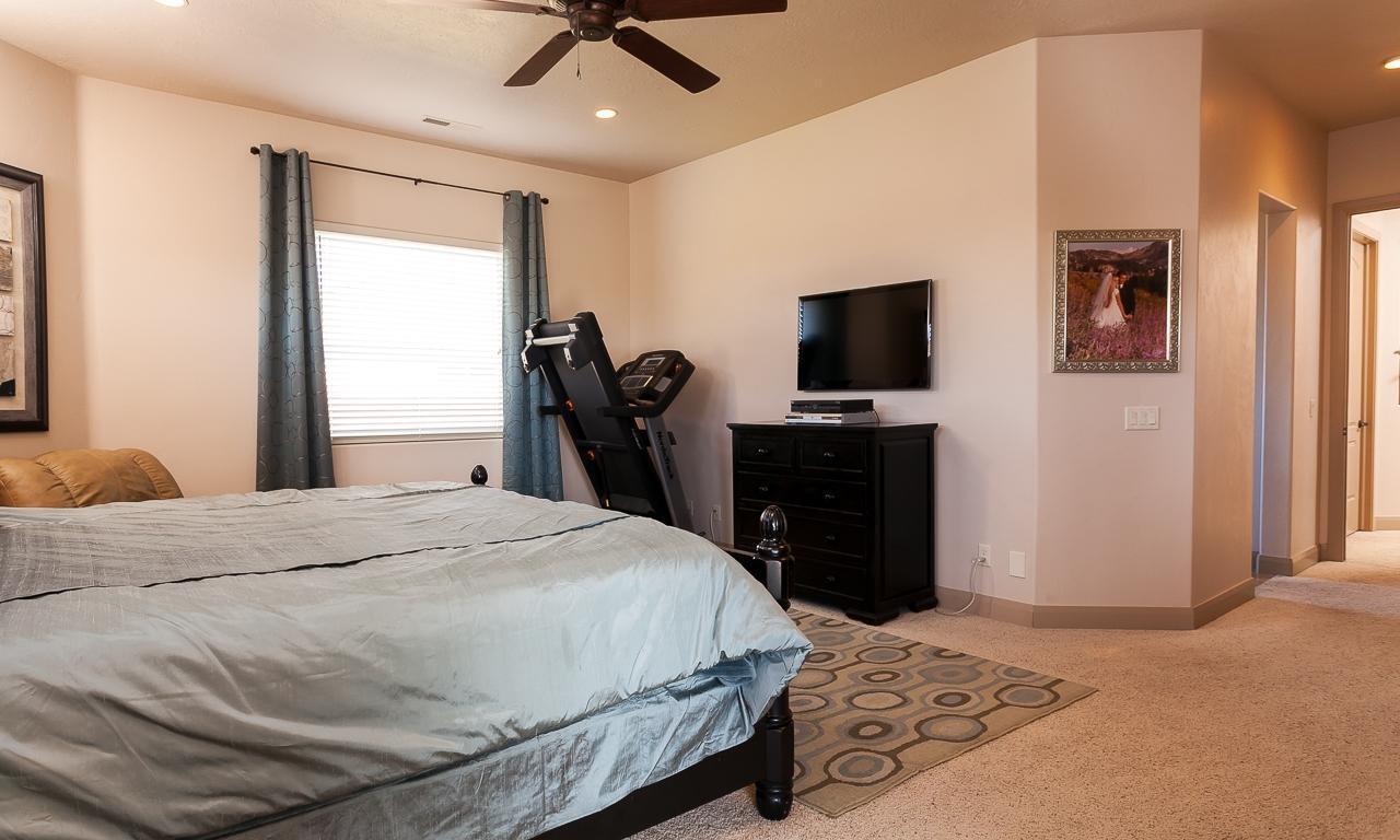 HEIGHTS AT WASHINGTON BENCH - Residential