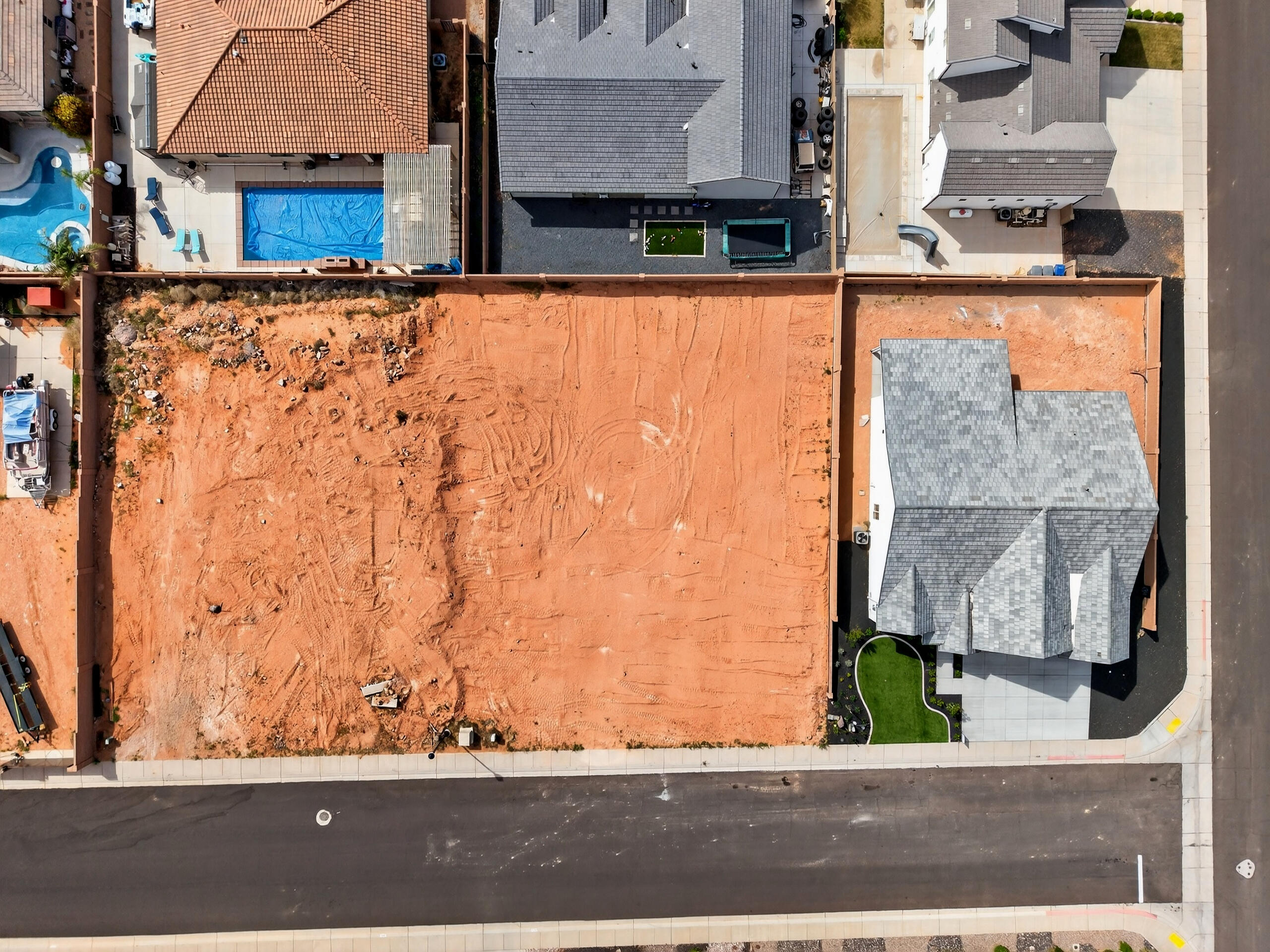 DIXIE SPRINGS - Land