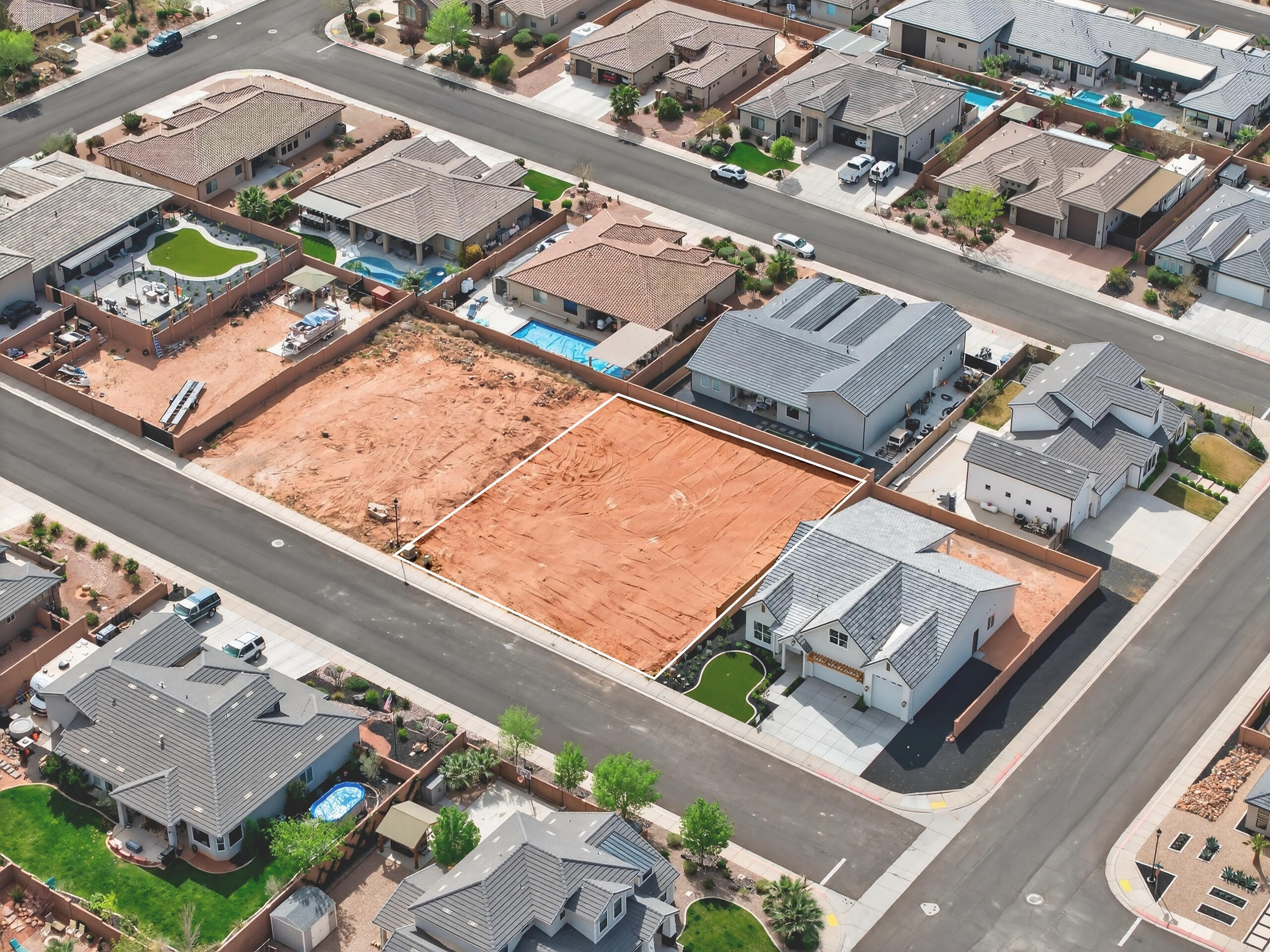 DIXIE SPRINGS - Land