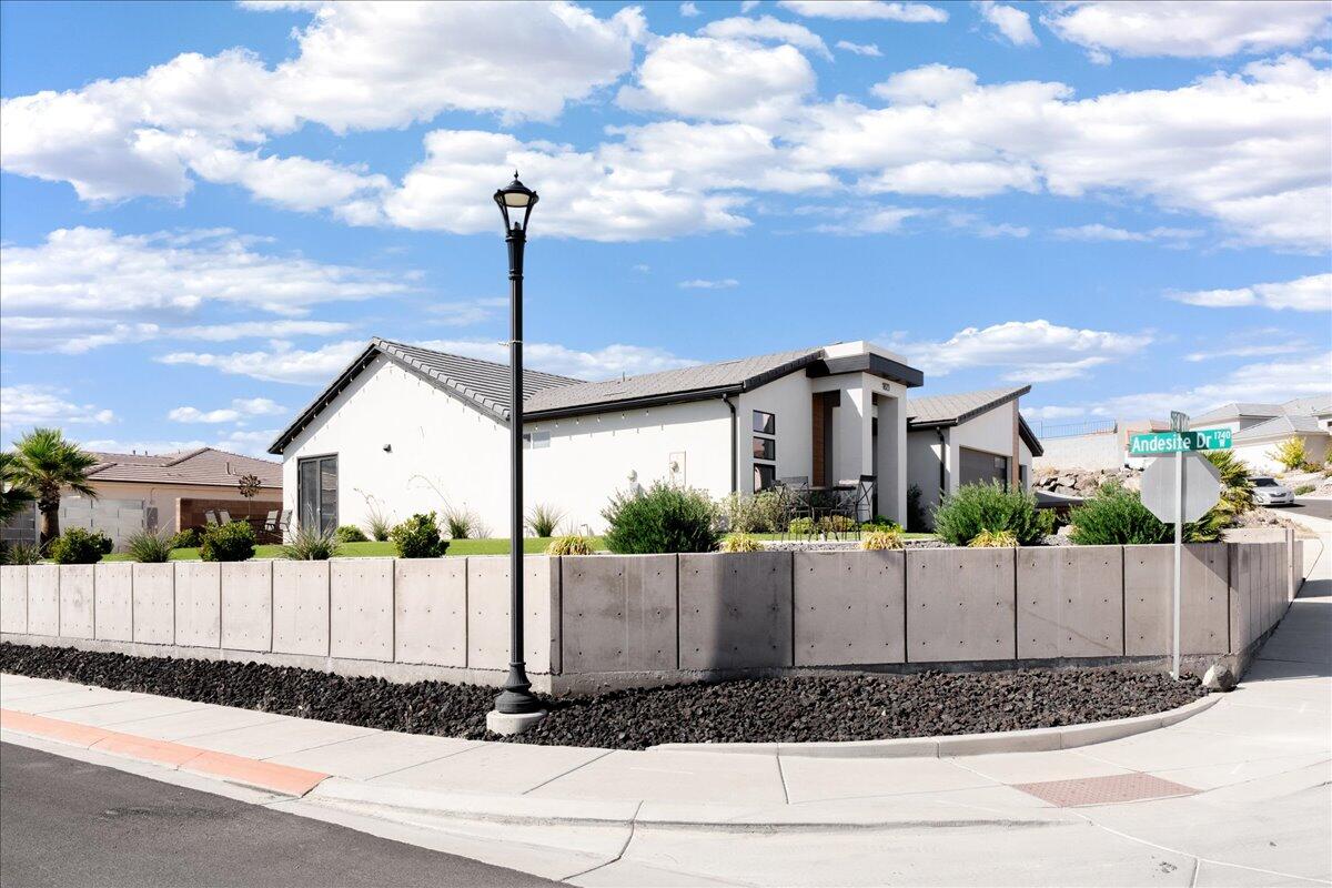 FIREROCK - Residential