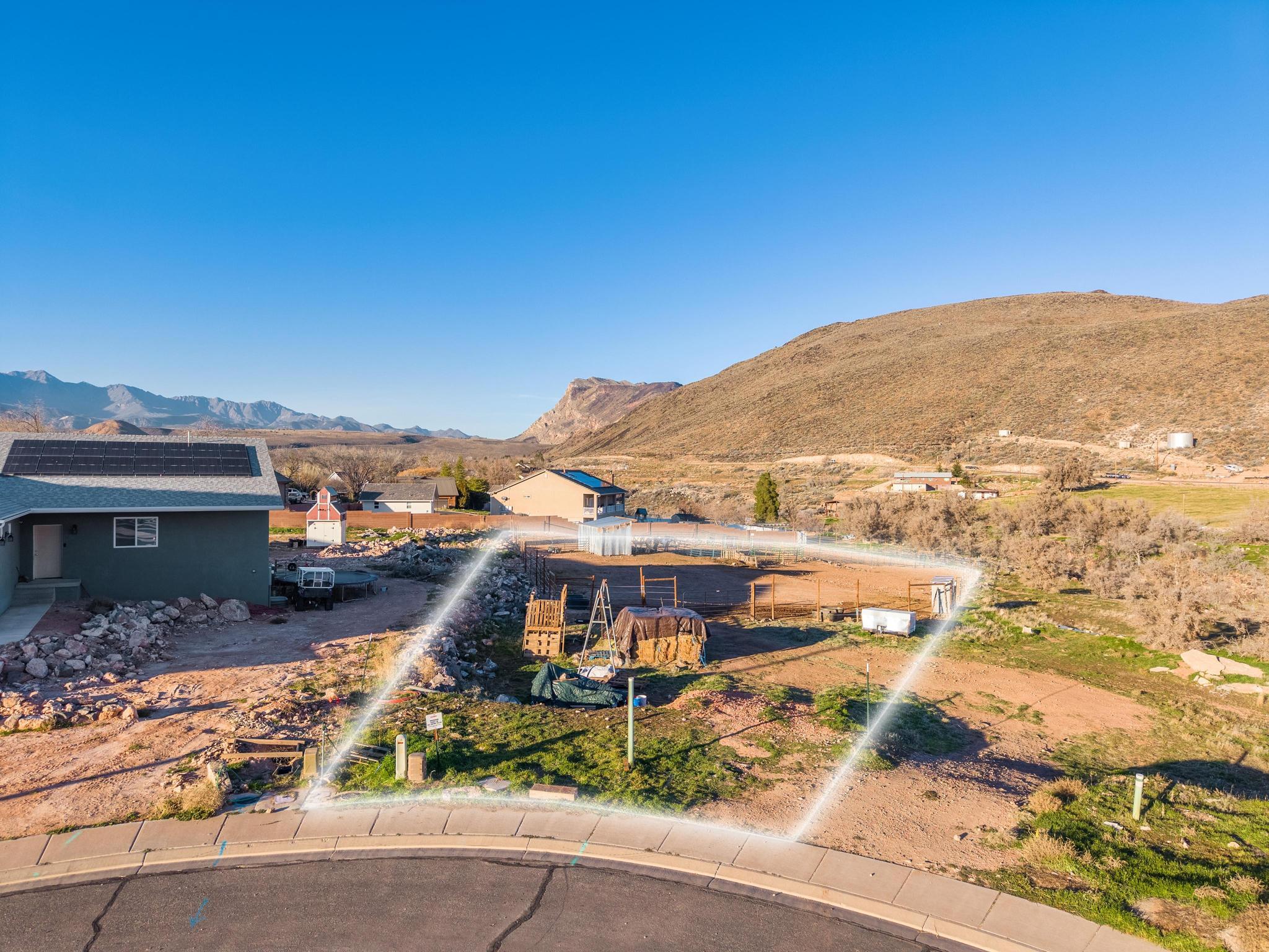 ALMOND HEIGHTS PARK - Land