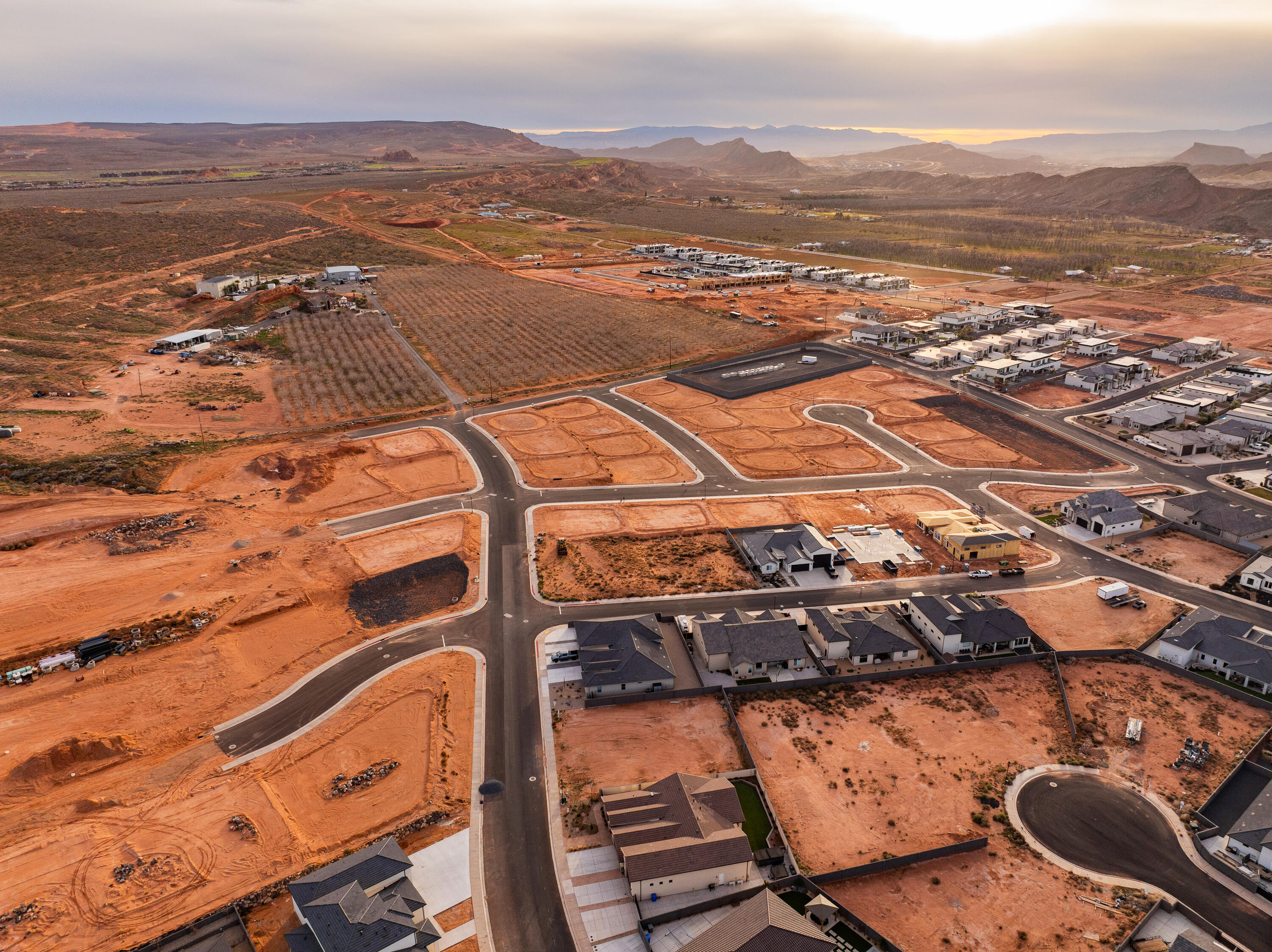 SAND HOLLOW VILLAGE - Land