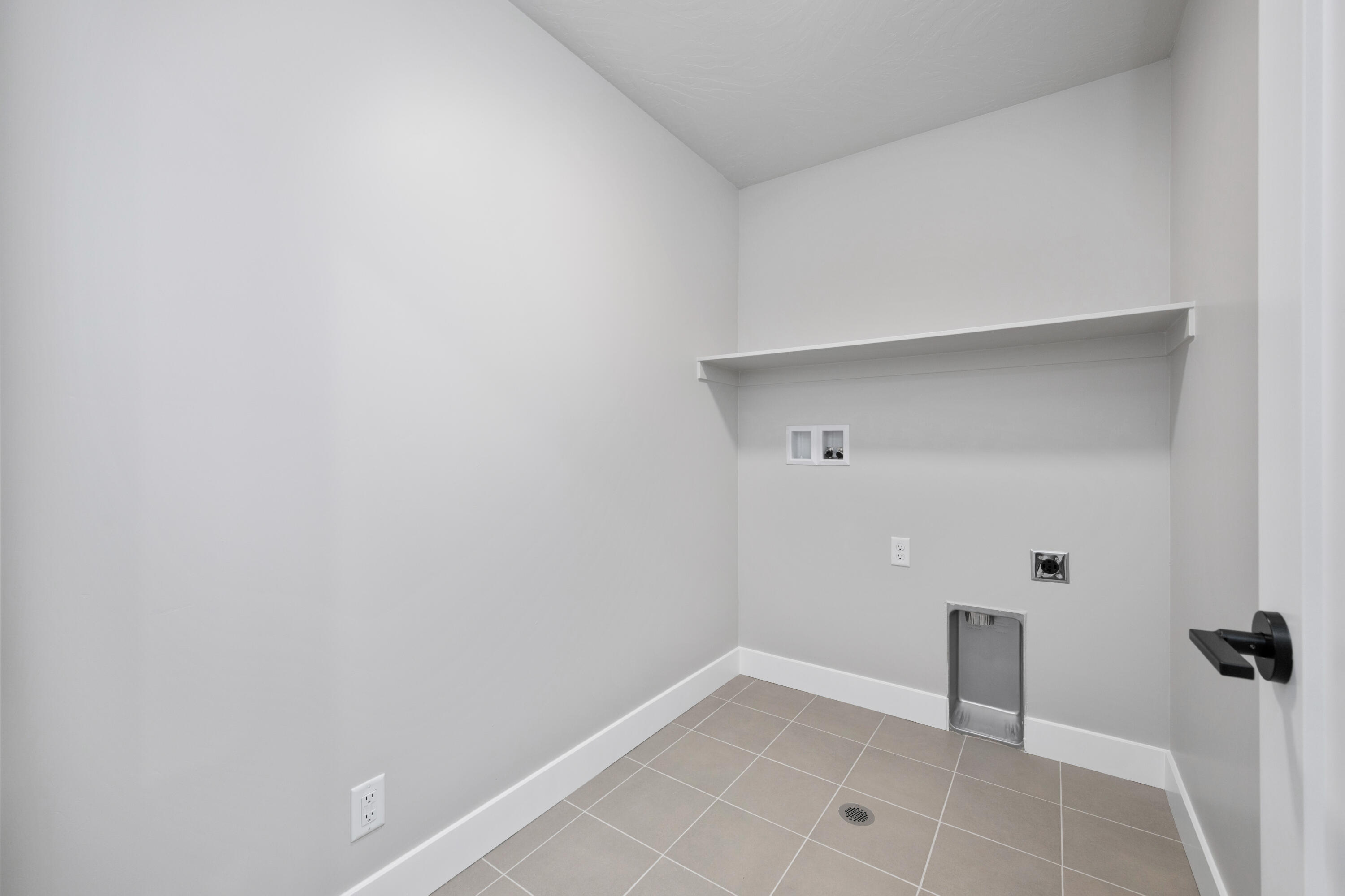 RISE AT CORAL CANYON - Residential