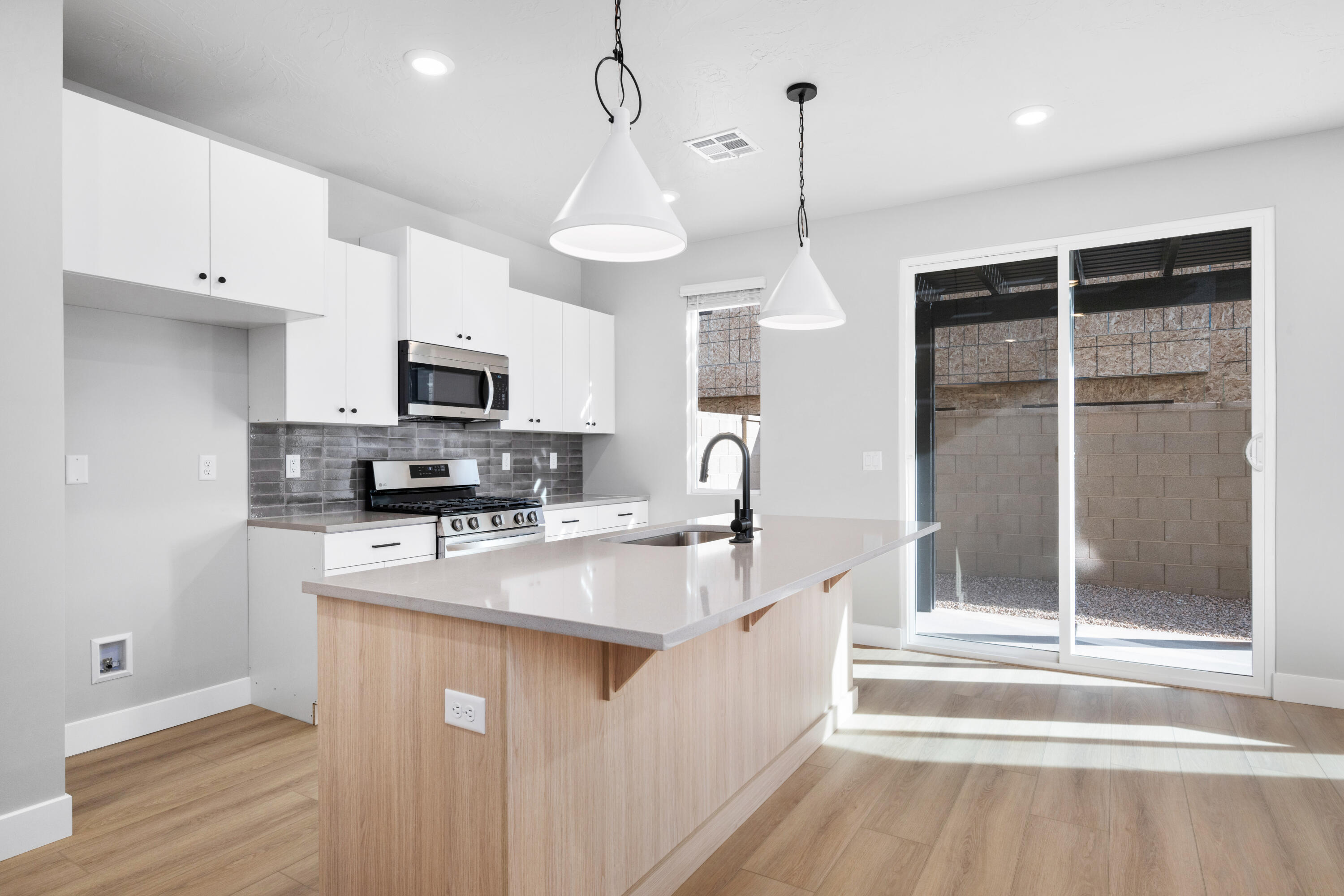 RISE AT CORAL CANYON - Residential