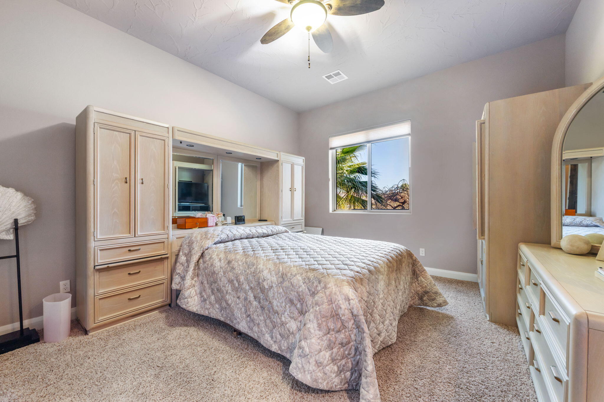 STONE CLIFF - Residential