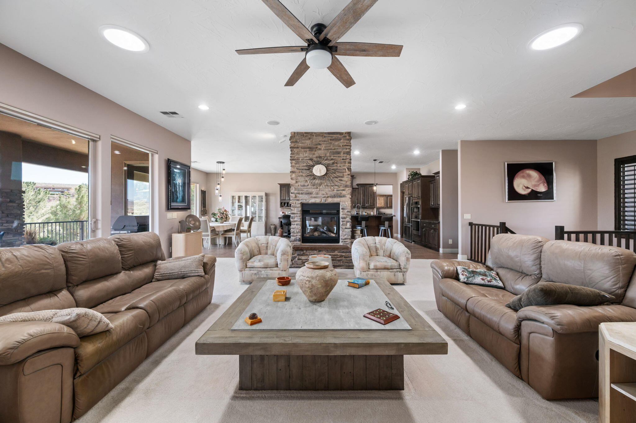 STONE CLIFF - Residential