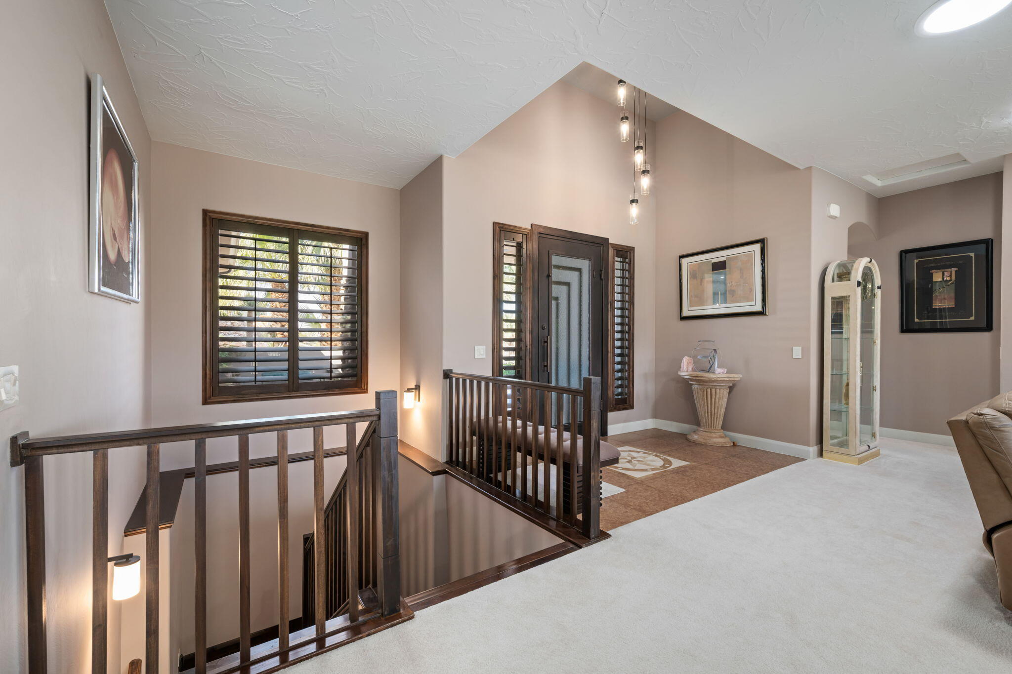 STONE CLIFF - Residential