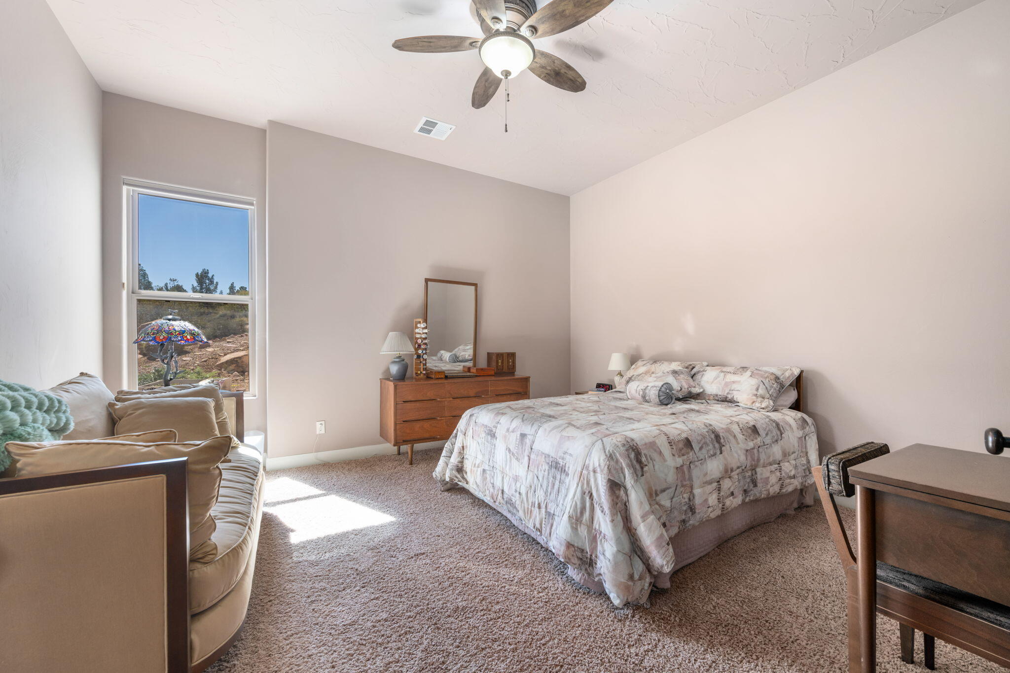 STONE CLIFF - Residential